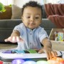 Baby Einstein, Gimansio de Actividades Musical para bebés 4en1 Kickin' Tunes con Piano, 70+ sonidos, 25+ min de música y luces,