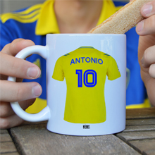 Tazas de futbol personalizadas con el equipo el nombre y número favorito